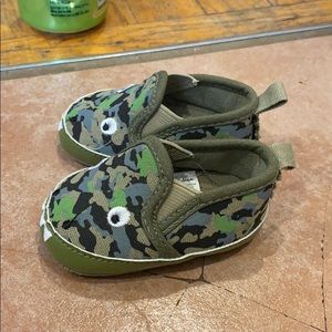 Baby boy slip on shoes( 3 to 6 months